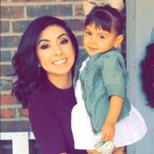 Meet your Posher, Perla